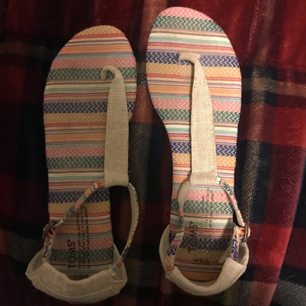TOMS